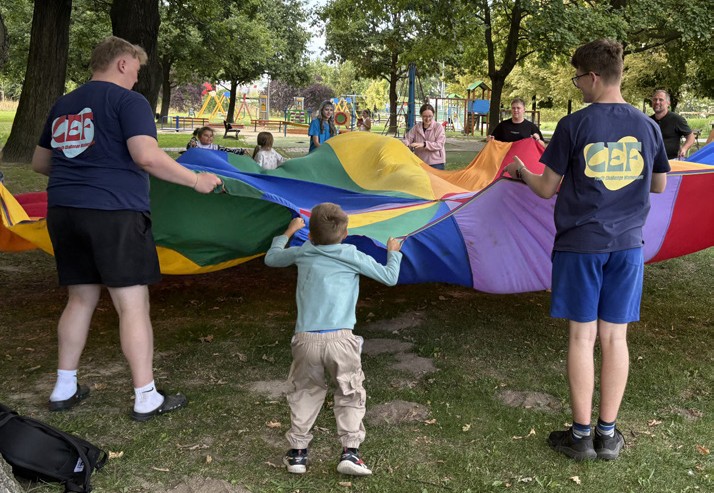 children playing with leaders